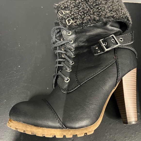 Madden Girl booties - Picture 3 of 6